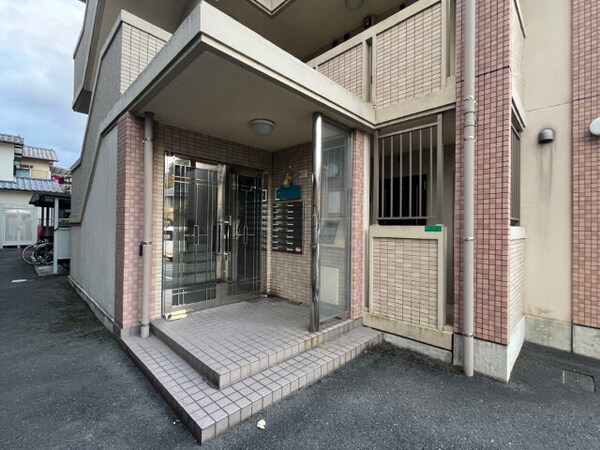 エントランス(エントランス)