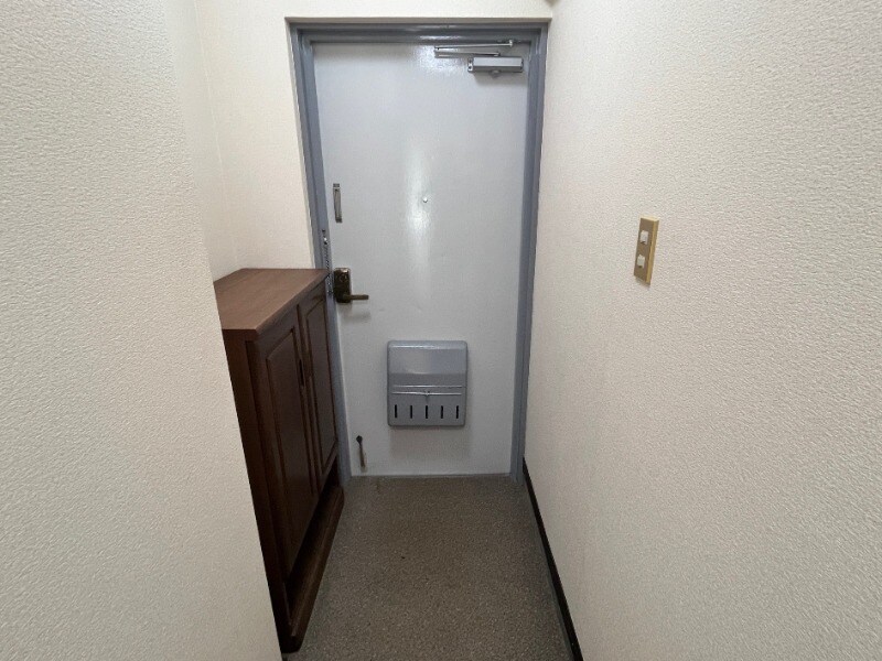 物件内観写真2　(別号室)