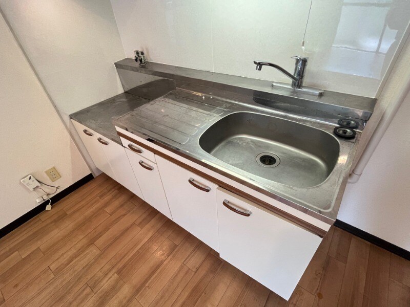 物件内観写真4　(別号室)