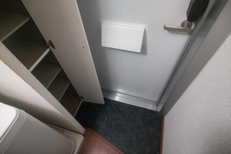 物件内観写真2　(別号室イメージ)