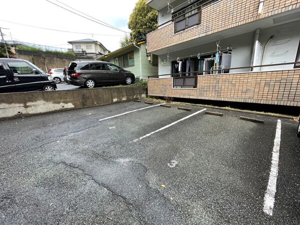 駐車場(駐車場)