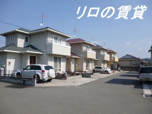 物件外観写真1　(外観)