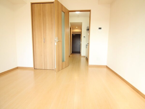 居室・リビング(別号室イメージ)