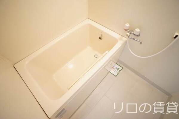 バス／シャワールーム等(別部屋写真)