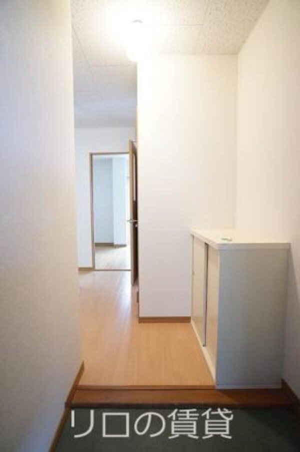 玄関(別部屋写真)
