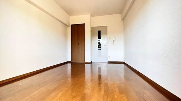 居室・リビング(写真は現状を優先します。)