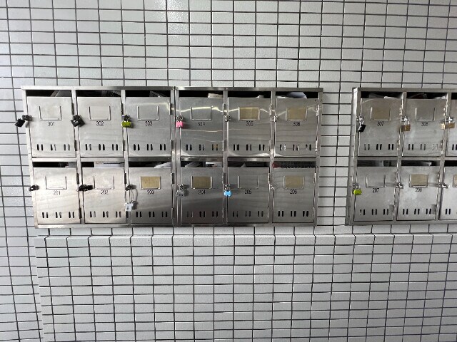 物件外観写真2　(エントランス)