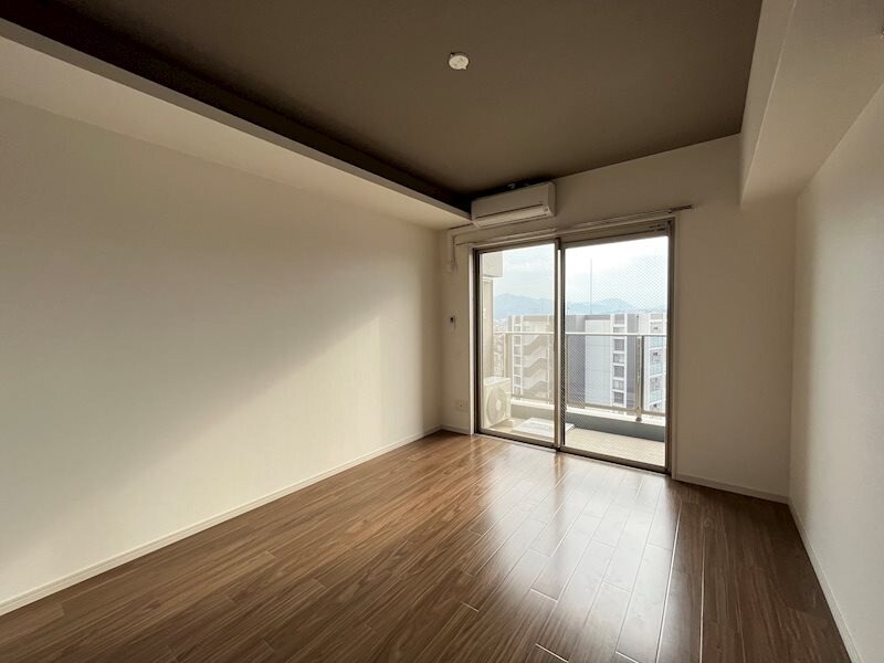 物件内観写真3　(同物件別部屋イメージ)