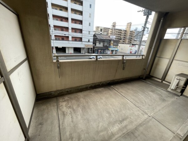 バルコニー(別号室イメージ)