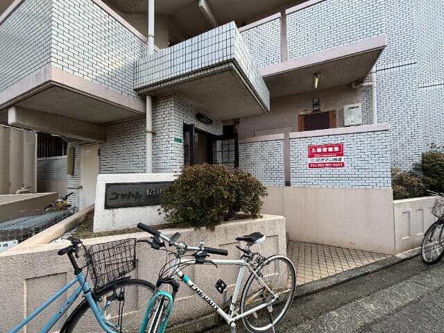 物件外観写真2　(エントランス)