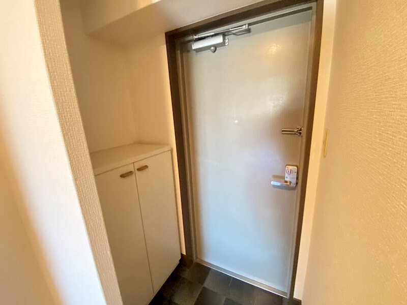 玄関(別号室イメージ)