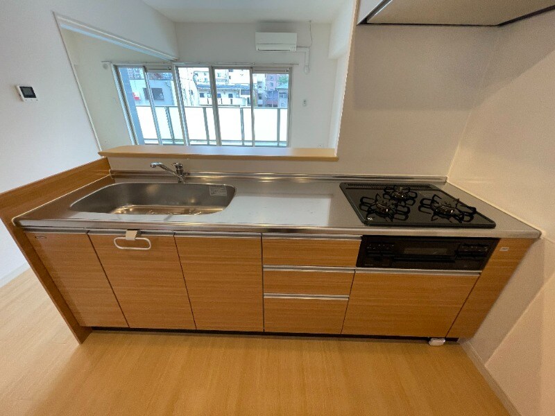 物件内観写真3　(同物件別部屋イメージ)