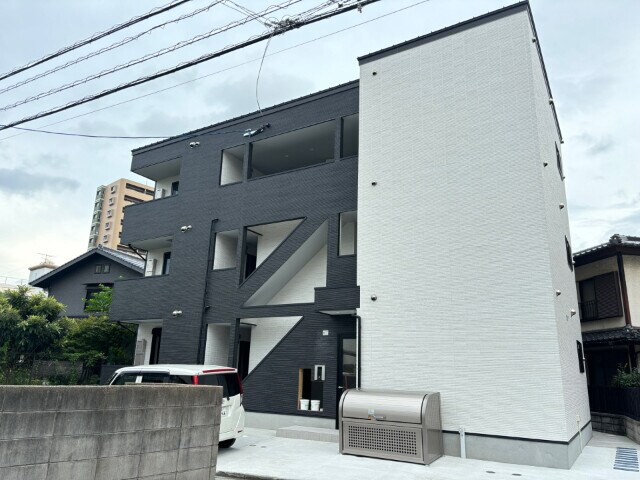 物件外観写真1　(外観)