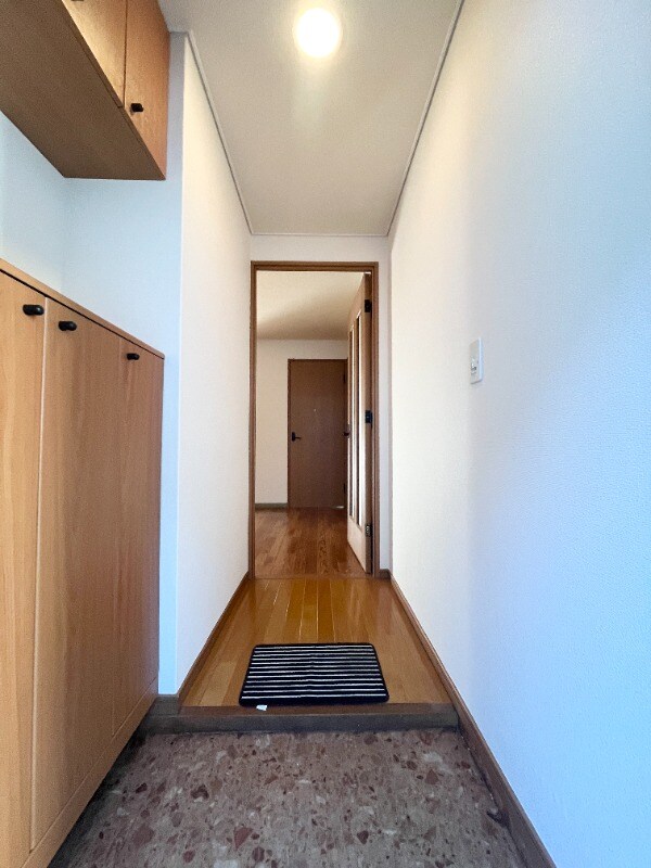 物件内観写真2　(別号室)