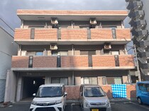 北九州モノレール小倉線 香春口三萩野駅 3階建 築24年の外観写真