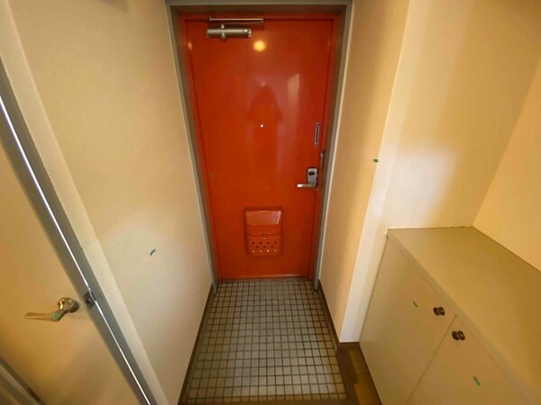 玄関(別号室イメージ)