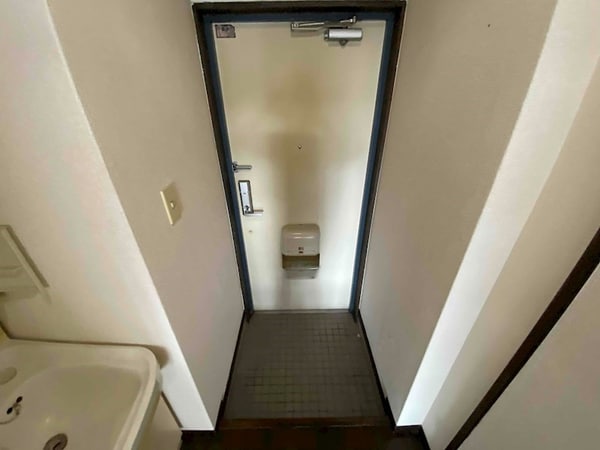 玄関(同物件別部屋イメージ)