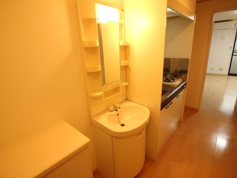 物件内観写真10　(別号室)