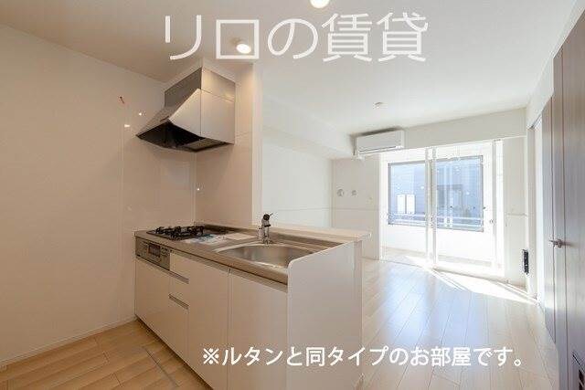 物件内観写真2　(同型イメージ)