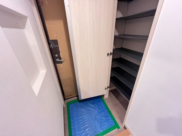 玄関(別号室イメージ)