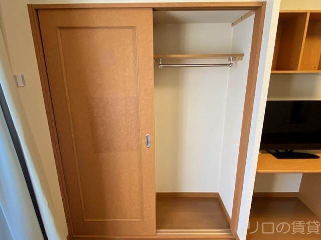 物件内観写真11　(別号室。写真は現状を優先します。)