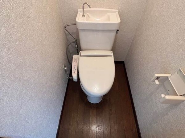 トイレ(同物件別部屋イメージ)