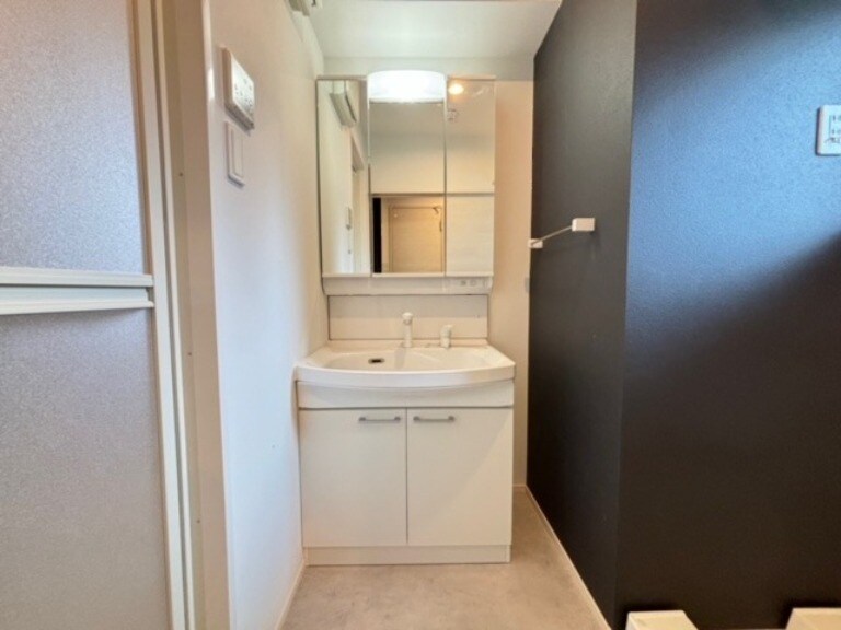 物件内観写真9　(別号室)