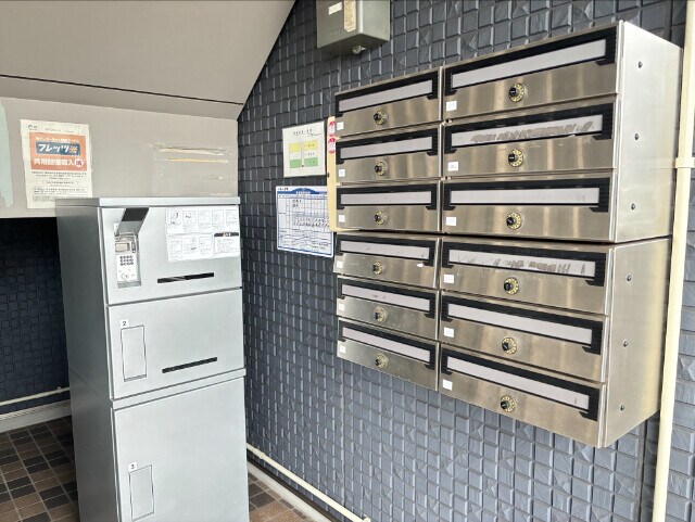 物件外観写真2　(エントランス)