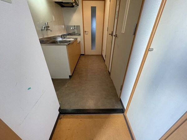 玄関(別号室イメージ)