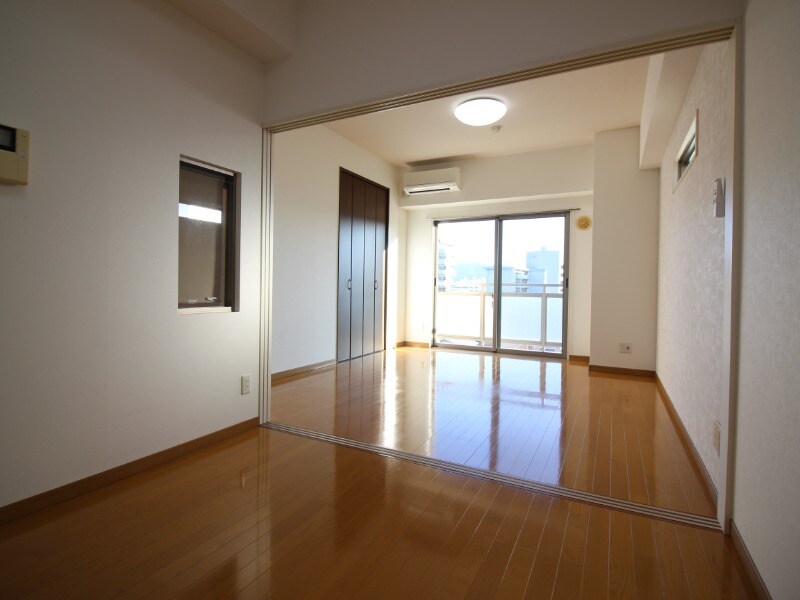 物件内観写真3　(別号室イメージ)