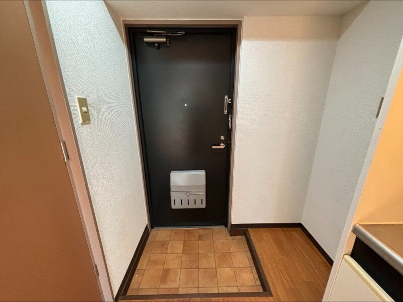 物件内観写真3　(別号室イメージ)