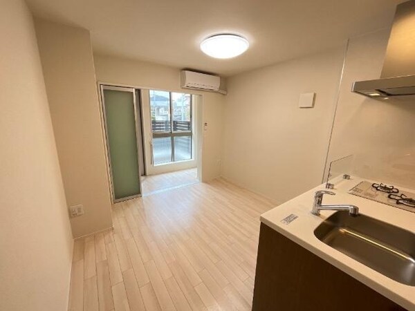 居室・リビング(同型イメージ)