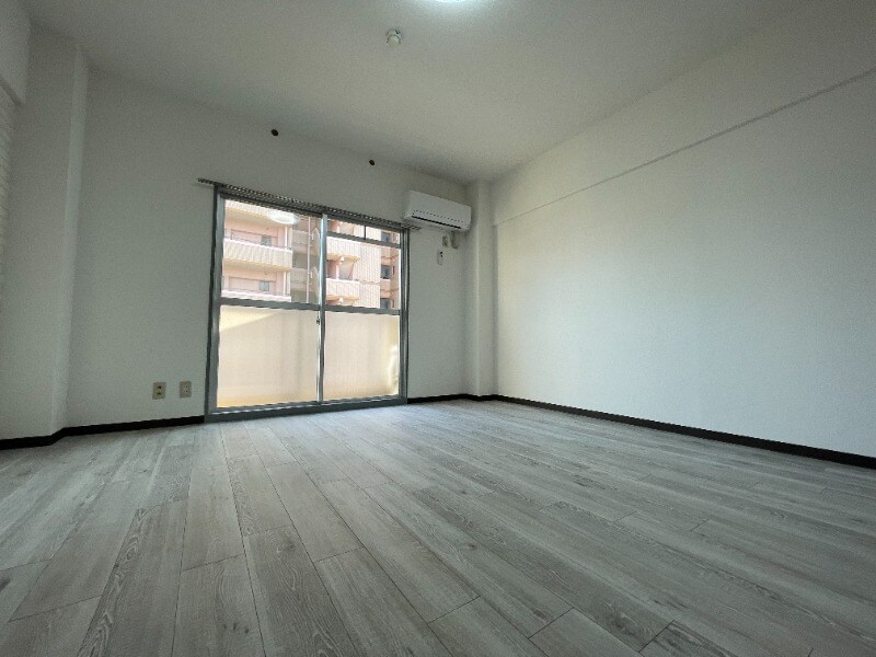 物件内観写真5　(同物件別部屋イメージ)