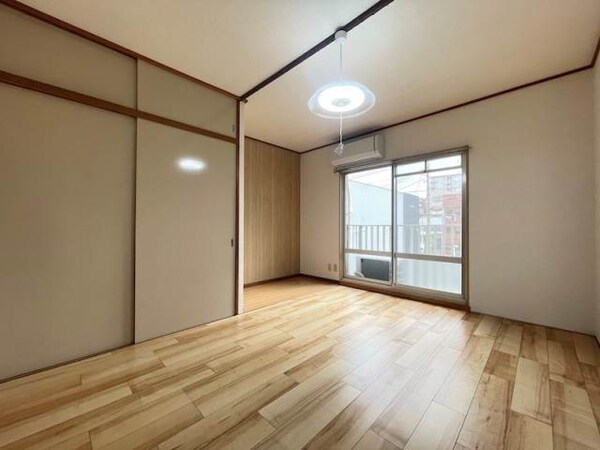 居室・リビング(同物件別部屋イメージ)