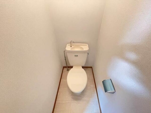トイレ(同物件別部屋イメージ)