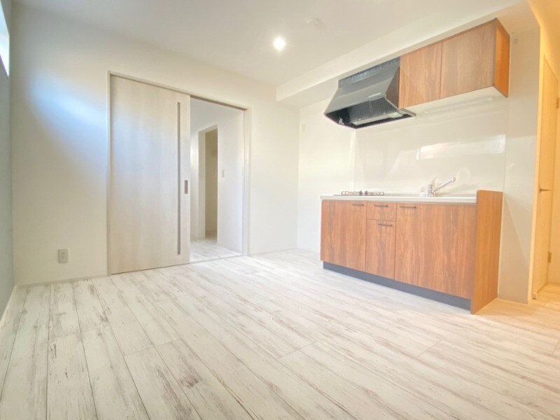 物件内観写真3　(建築中写真)