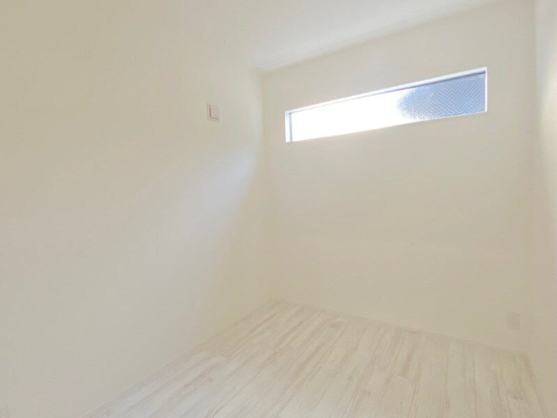 物件内観写真5　(建築中写真)