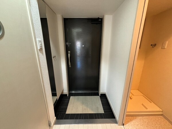 玄関(同仕様)