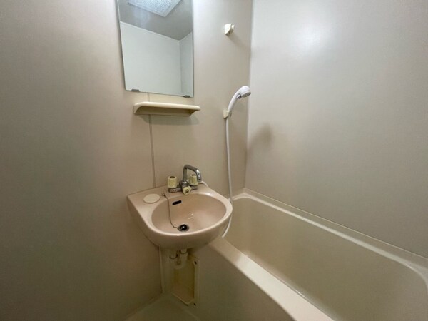 バス／シャワールーム等(別号室イメージ)