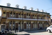 筑豊本線 新飯塚駅 2階建 築34年の外観写真