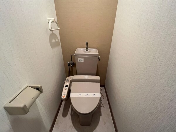 トイレ(同物件別部屋イメージ)
