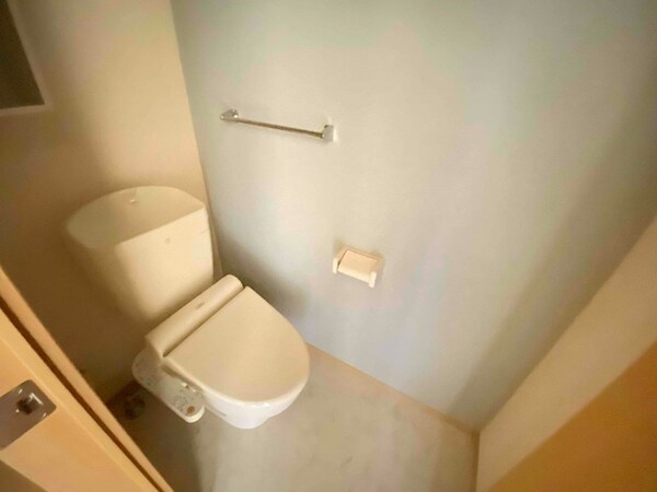 トイレ(別号室イメージ)