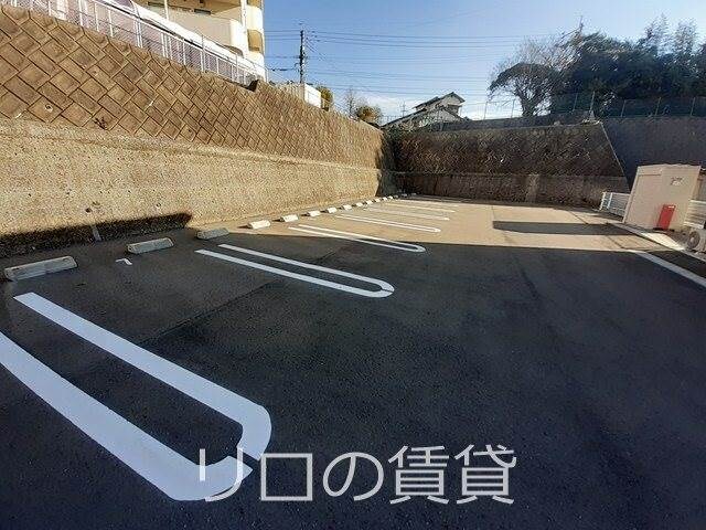 物件外観写真2　