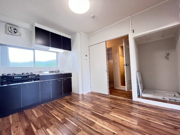 居室・リビング(別号室)