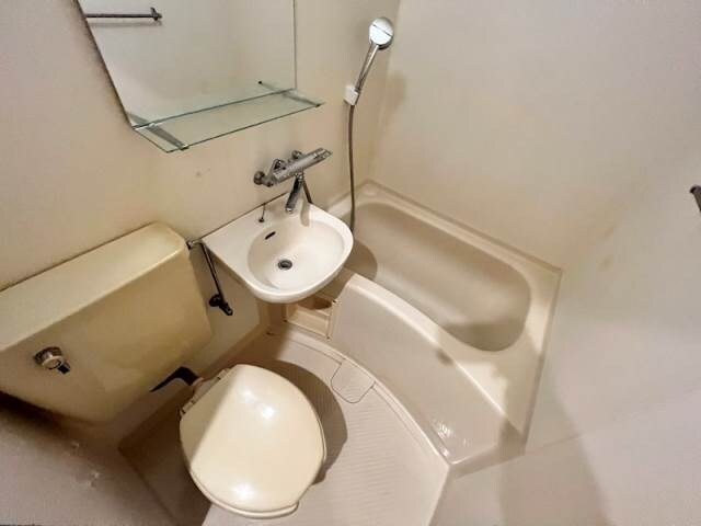 物件内観写真5　(別号室)