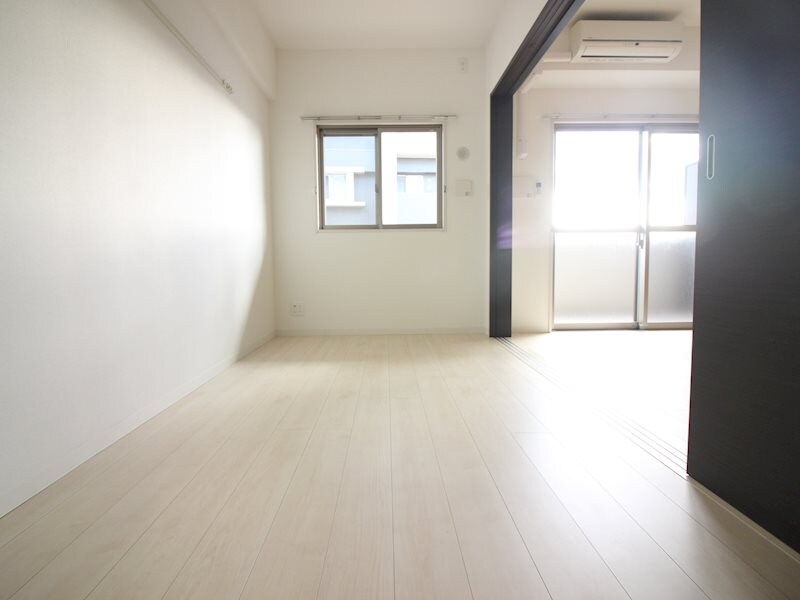 物件内観写真6　(別号室イメージ)