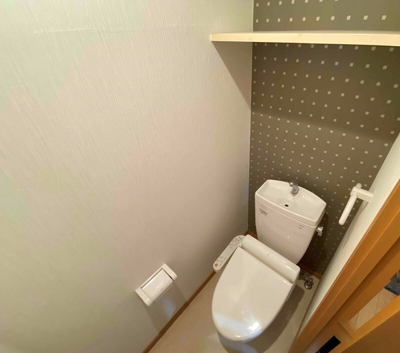 物件内観写真5　(別号室写真)