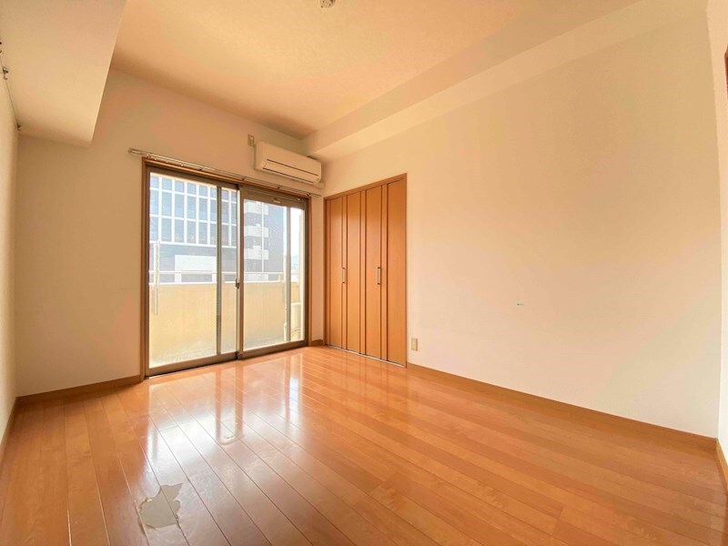 物件内観写真8　(別号室写真)