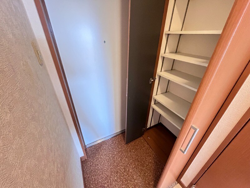 物件内観写真3　(別号室イメージ)