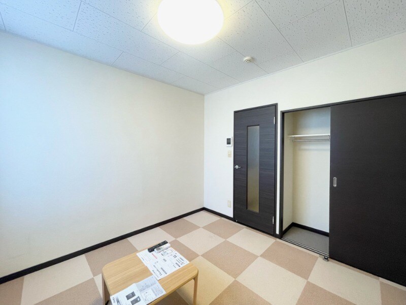 物件内観写真5　(別号室イメージ)